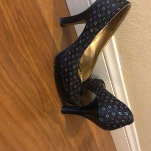 Madden girl peep toe